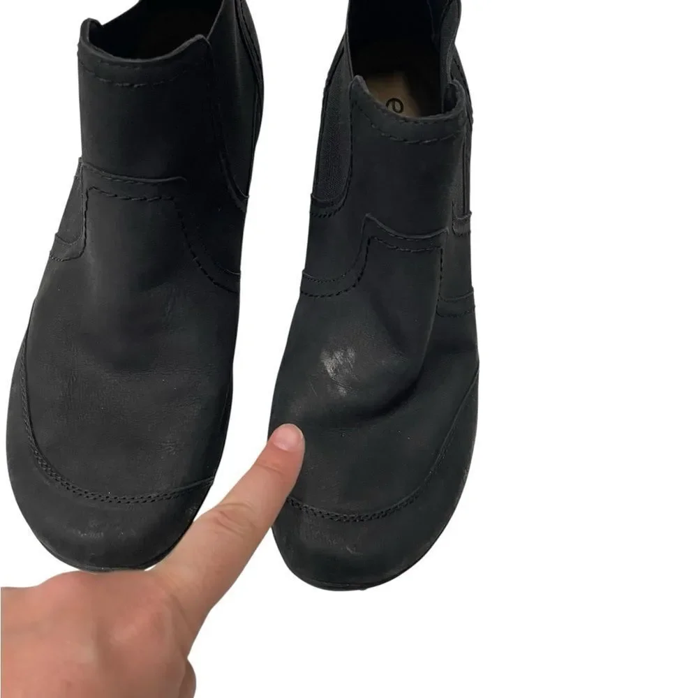 EARTH Faine Round Toe Pull on Boots Black Size 10 W
